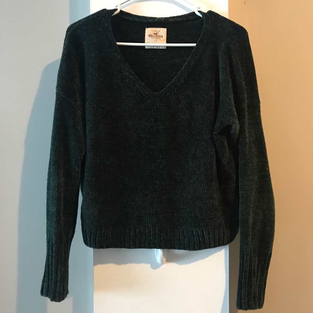 Dark green chenille crop sweater